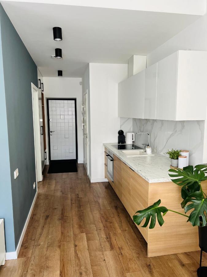 The Right Coast Apartment With Free Private Parking Riga Luaran gambar