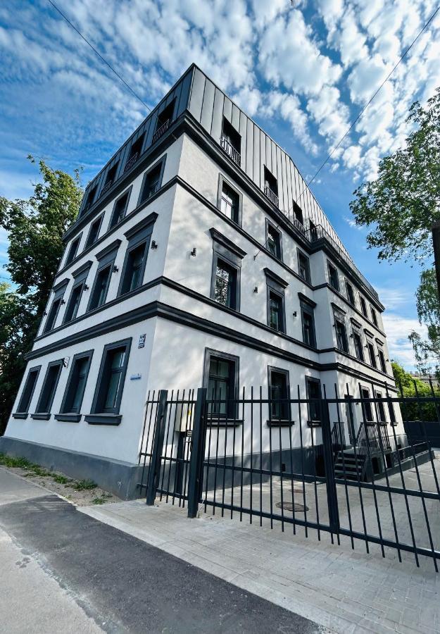 The Right Coast Apartment With Free Private Parking Riga Luaran gambar