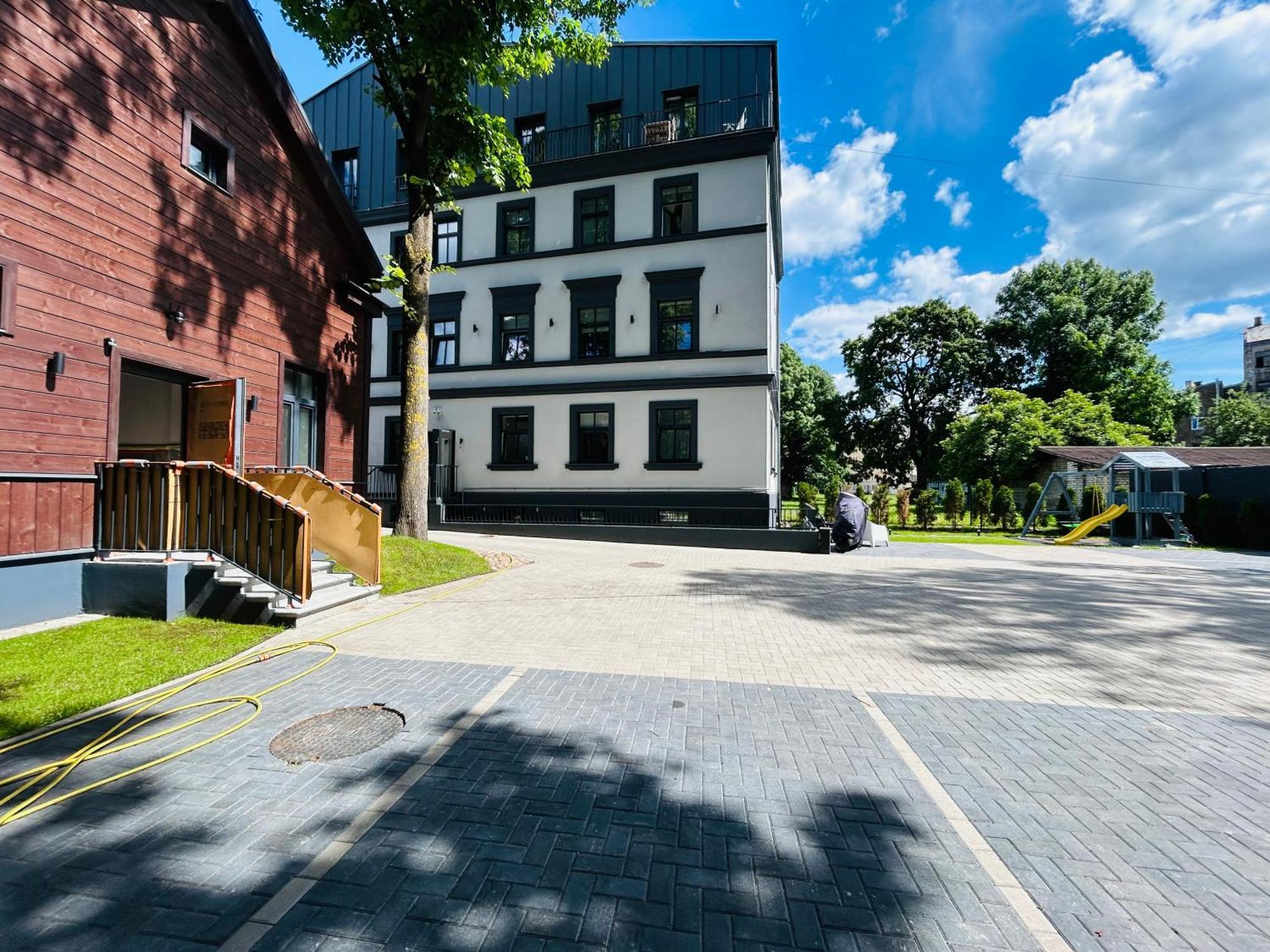 The Right Coast Apartment With Free Private Parking Riga Luaran gambar